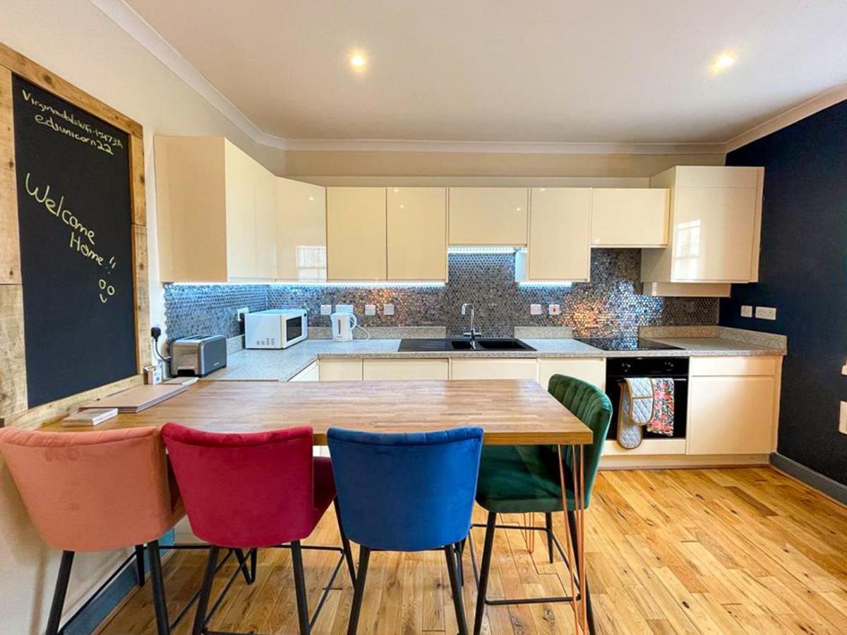 Lively & Energetic 2Br On The Royal Mile Apartment Edinburgh Luaran gambar