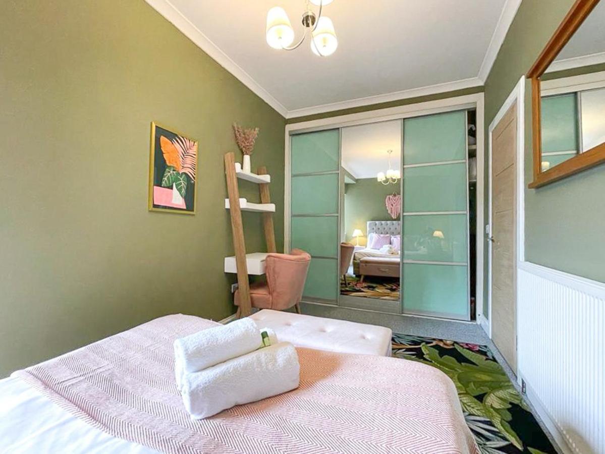 Lively & Energetic 2Br On The Royal Mile Apartment Edinburgh Luaran gambar