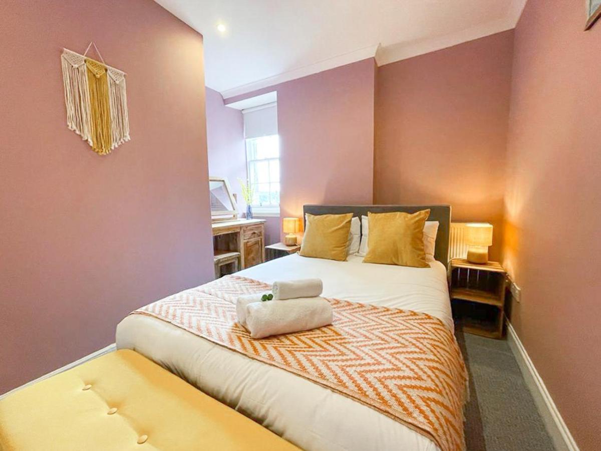 Lively & Energetic 2Br On The Royal Mile Apartment Edinburgh Luaran gambar